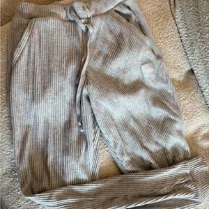 Alo Gray Ribbed Sweatpants
